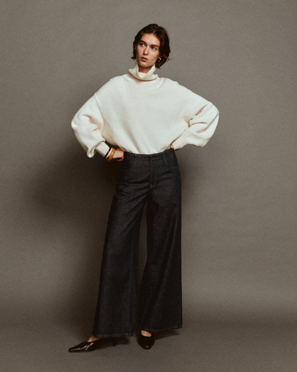 Ellie Strikket Roll Neck - Beige/ Egret